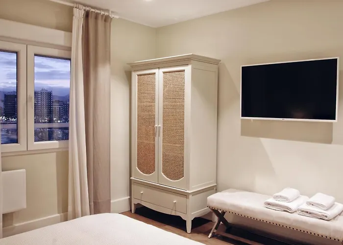 Bahia San Lorenzo 기욘