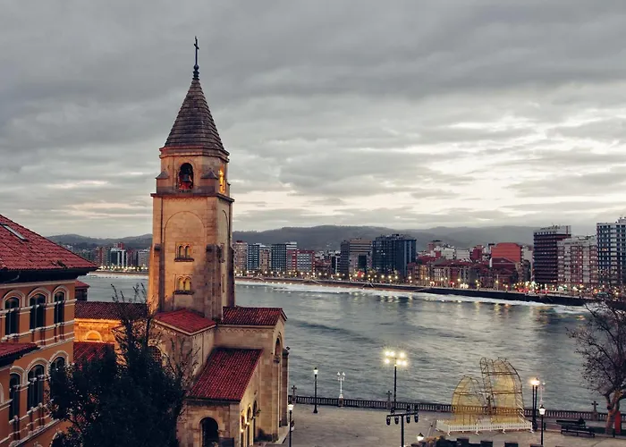 Bahia San Lorenzo Gijon